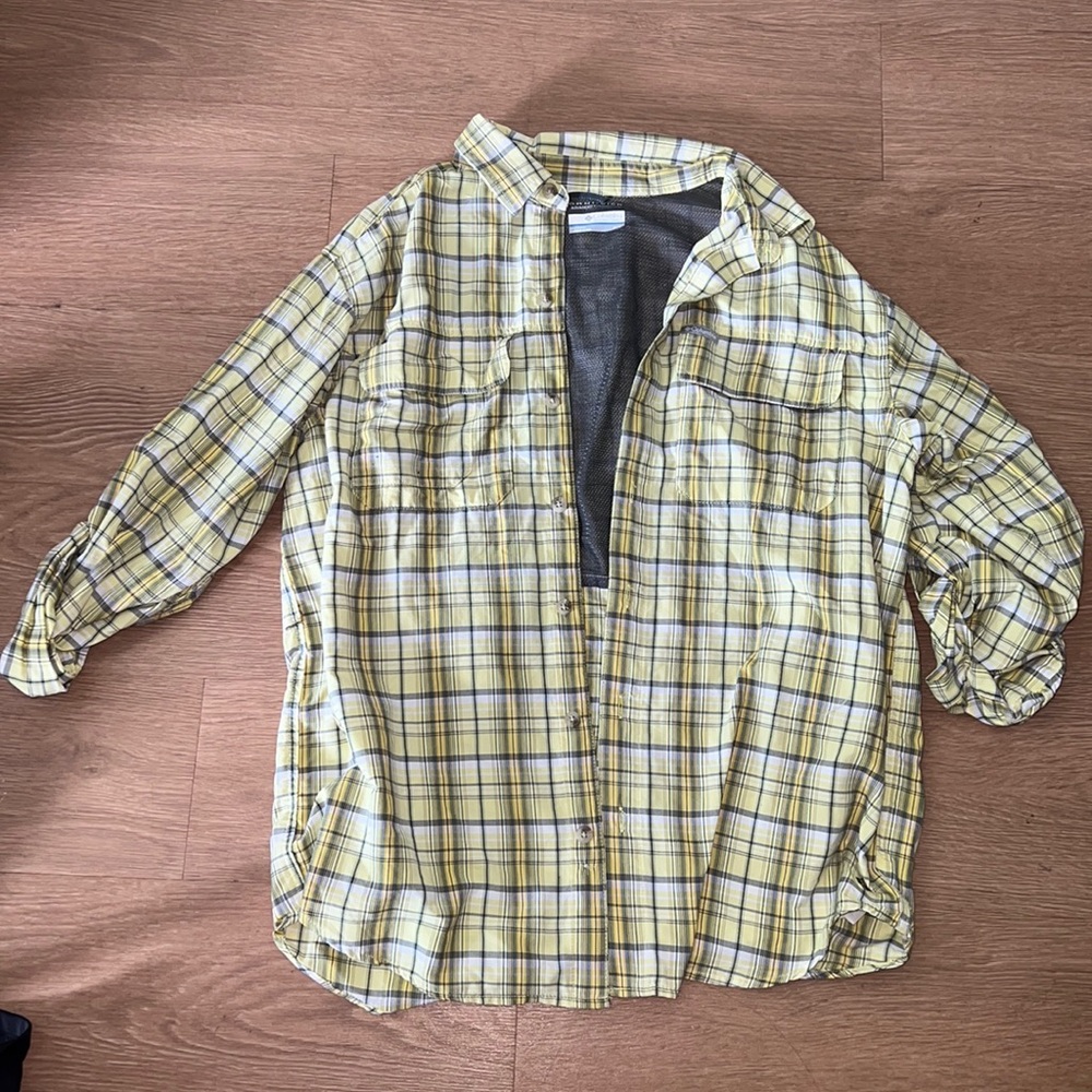 Columbia yellow plaid button down shirt